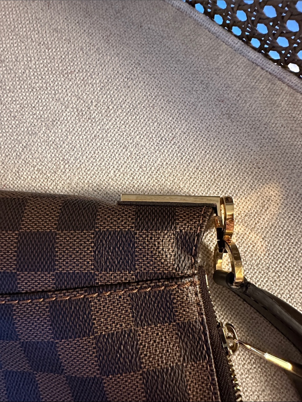 Like New  Louis Vuitton Portobello Damier Purse Excellent Condition - Picture 4 of 10